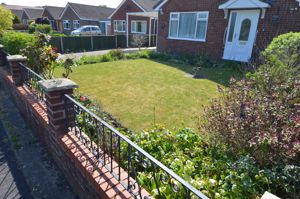 Front Garden- click for photo gallery